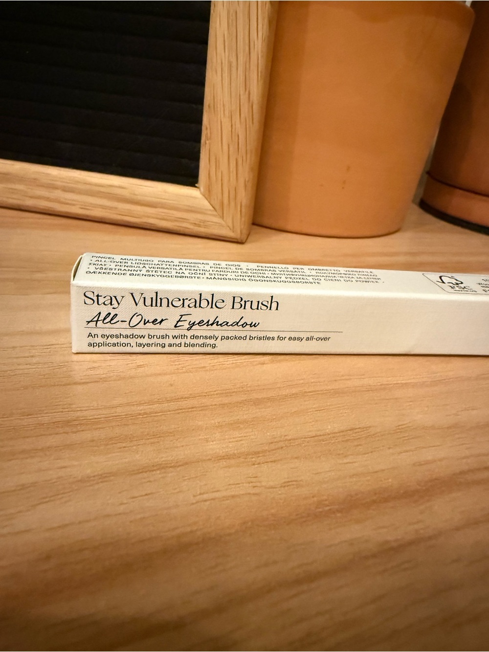 Stay Vulnerable All-Over Eyeshadow Brush by Rare Beauty